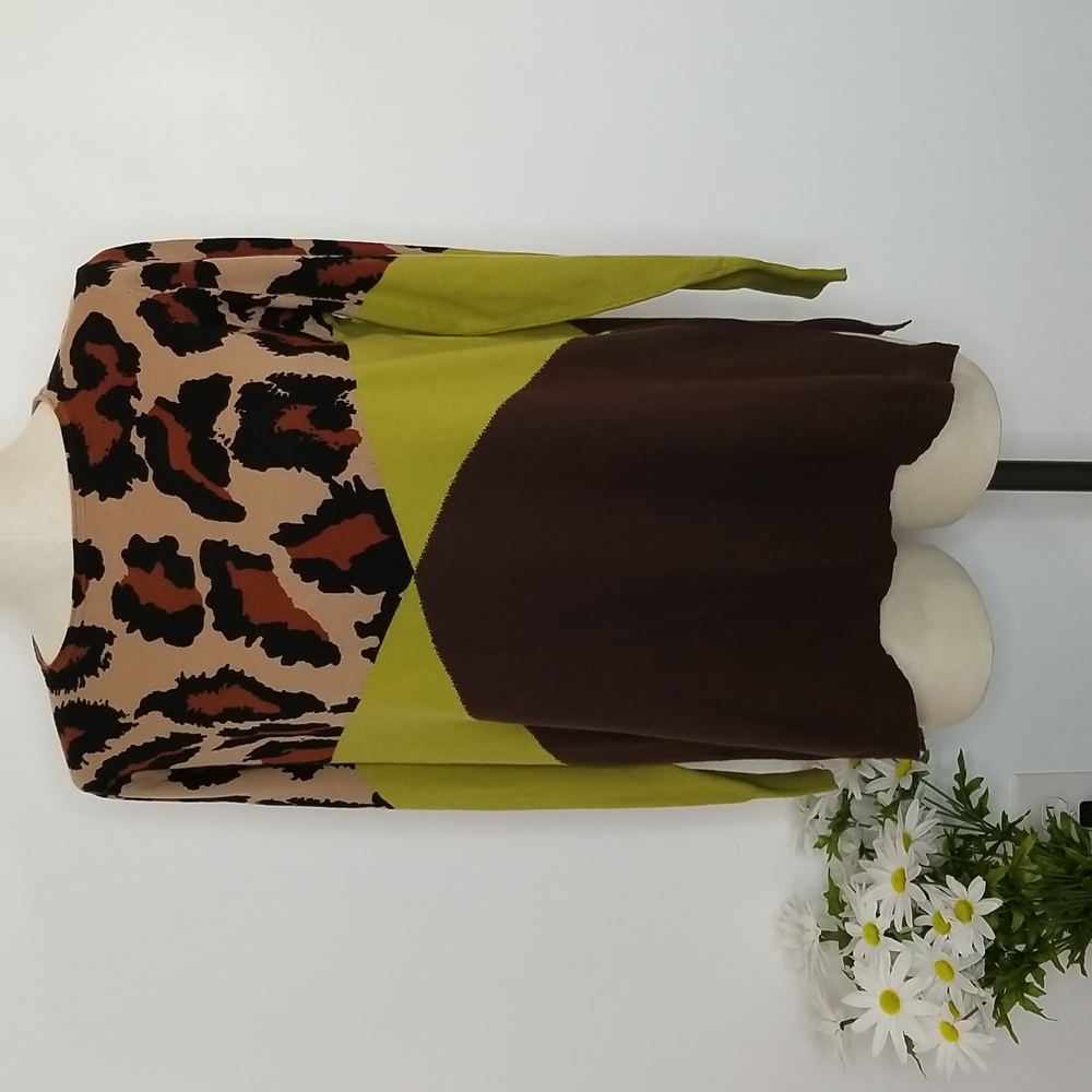 Caryn Vallone Cheetah Print Sweater NWT Medium